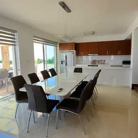 Toscano Villa Paphos