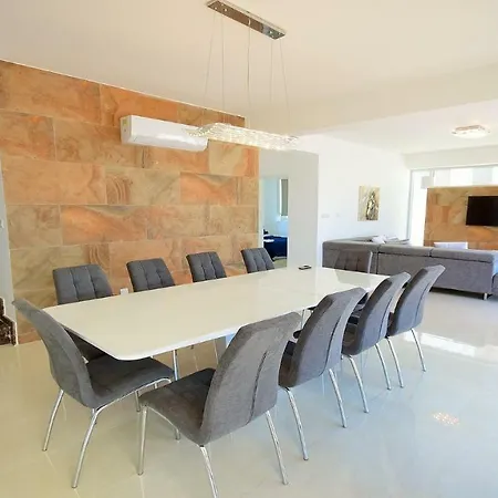 Villa Toscano Paphos